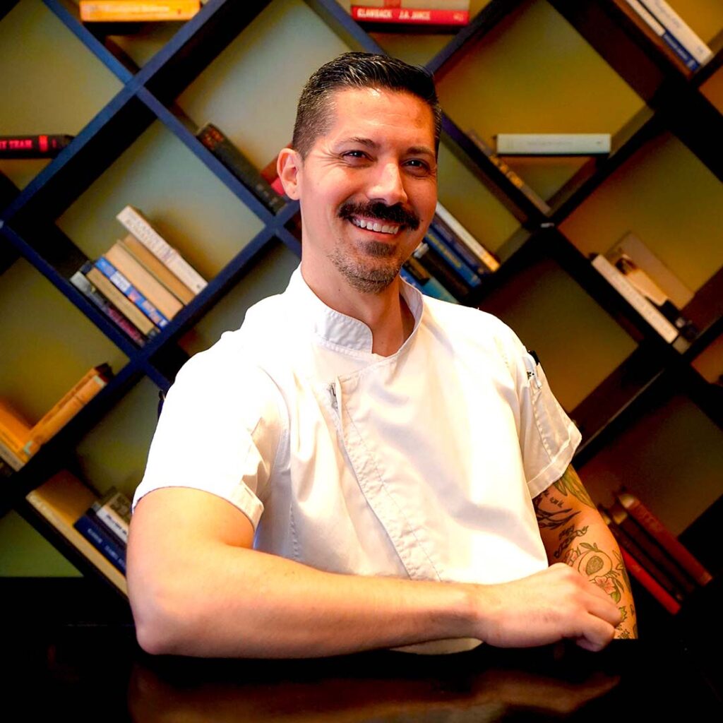 adrian-mendoza-chef